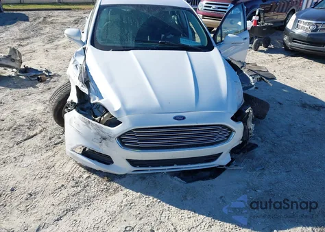 2014 Ford Fusion Se z USA, uszkodzony, nr VIN 1FA6P0H70E5376057